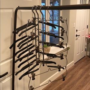 Multi hangers with grips 4 for 1